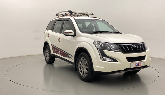 2017 Mahindra XUV500 W10 AT FWD, Diesel, Automatic, 66,971 km, Right Front Diagonal