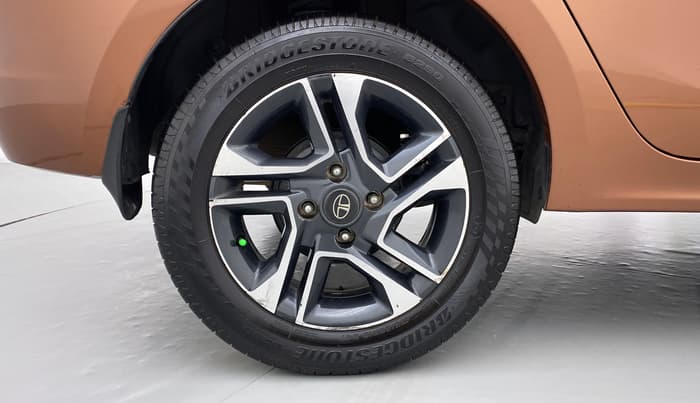 2017 Tata TIGOR XZ 1.2 REVOTRON OPT, Petrol, Manual, 71,332 km, Right Rear Wheel