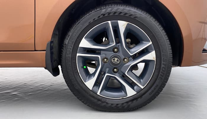 2017 Tata TIGOR XZ 1.2 REVOTRON OPT, Petrol, Manual, 71,332 km, Right Front Wheel