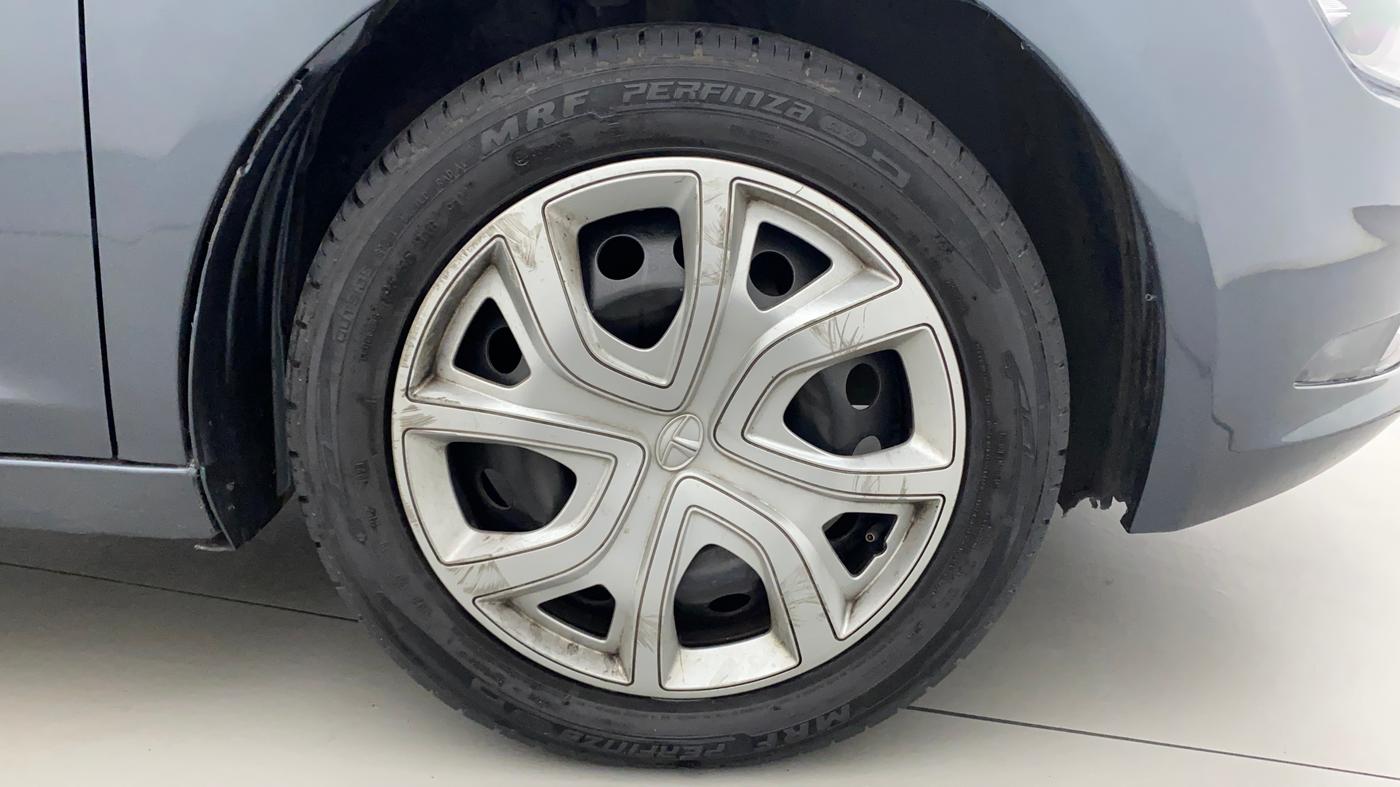 2020 Tata ALTROZ XT PETROL, Petrol, Manual, 50,079 km, Right Front Wheel