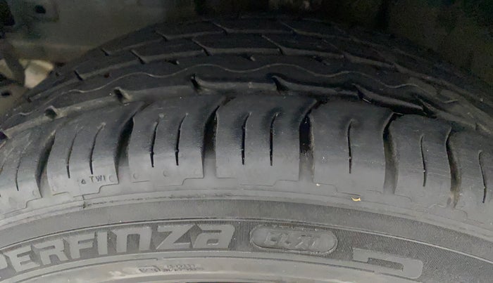 2020 Tata ALTROZ XT PETROL, Petrol, Manual, 50,079 km, Left Front Tyre Tread