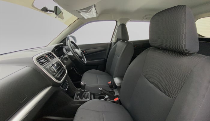 2022 Maruti BREZZA VXI SMART HYBRID, Petrol, Manual, 4,786 km, Right Side Front Door Cabin