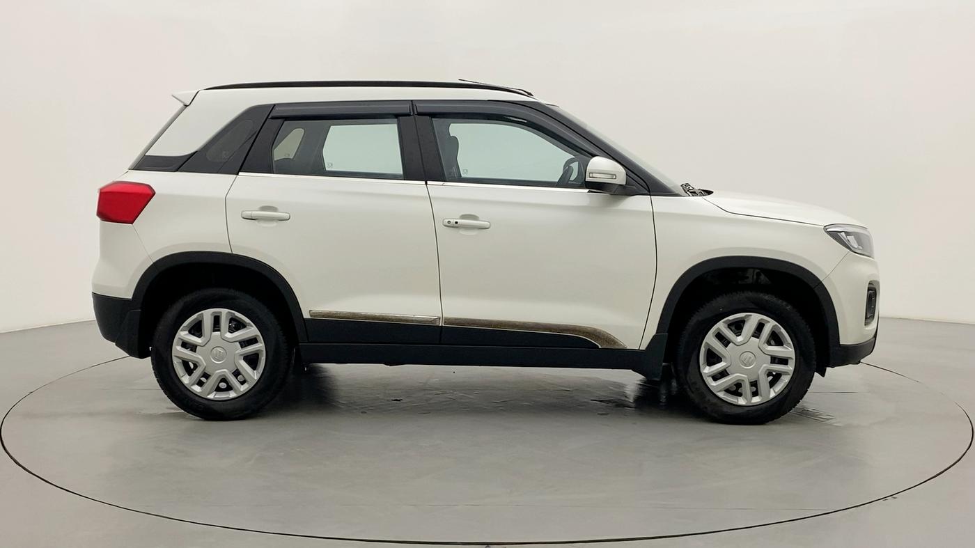 2022 Maruti BREZZA VXI SMART HYBRID, Petrol, Manual, 4,786 km, Right Side View