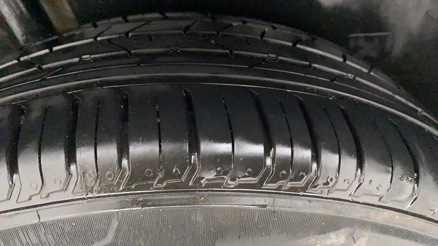 2022 Maruti BREZZA VXI SMART HYBRID, Petrol, Manual, 4,786 km, Right Rear Tyre Tread