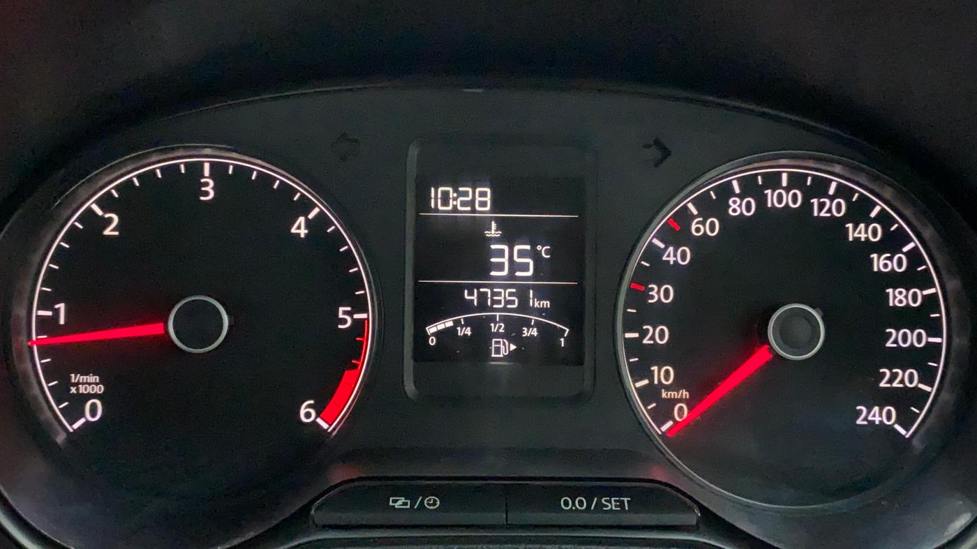 2017 Volkswagen Polo HIGHLINE PLUS 1.5 16 ALLOY, Diesel, Manual, 47,582 km, Odometer Image