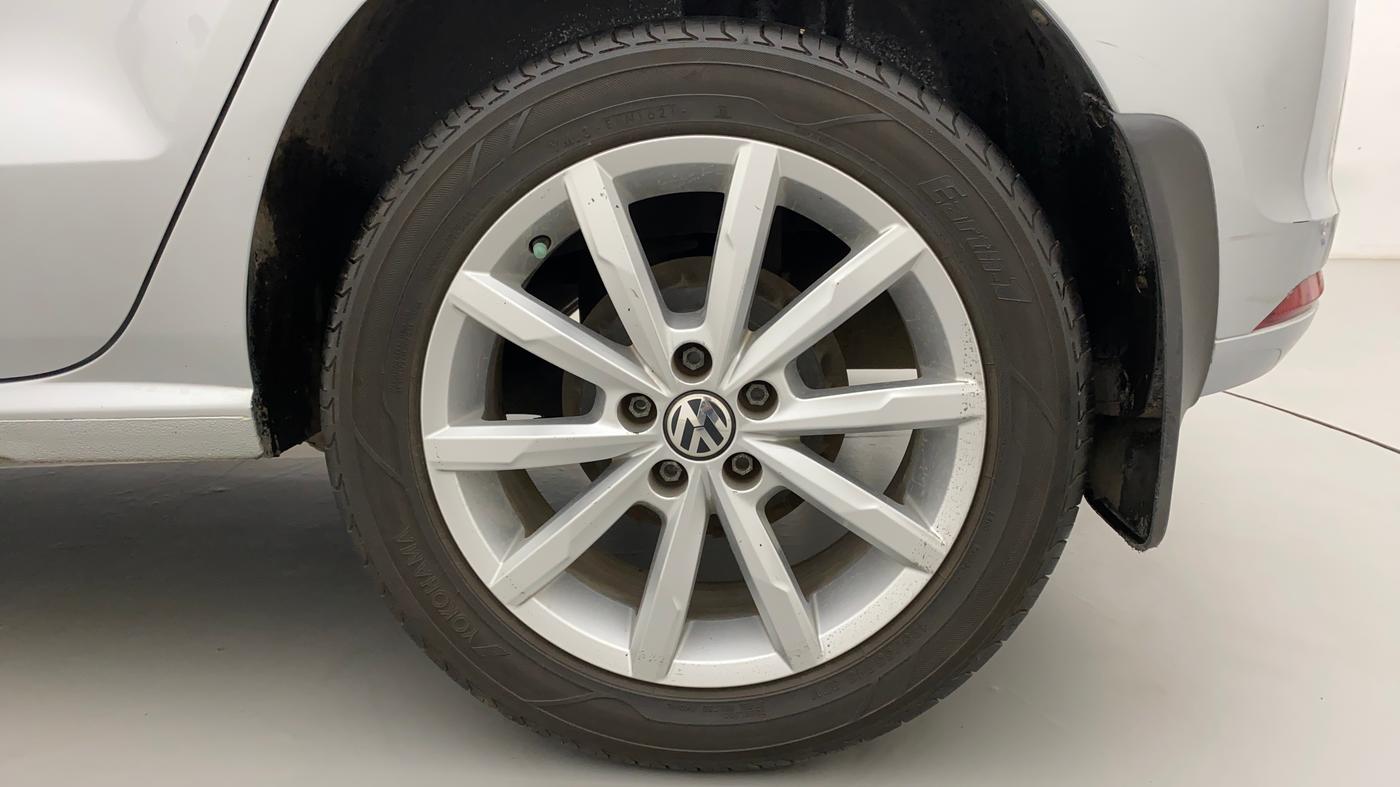 2017 Volkswagen Polo HIGHLINE PLUS 1.5 16 ALLOY, Diesel, Manual, 47,582 km, Left Rear Wheel