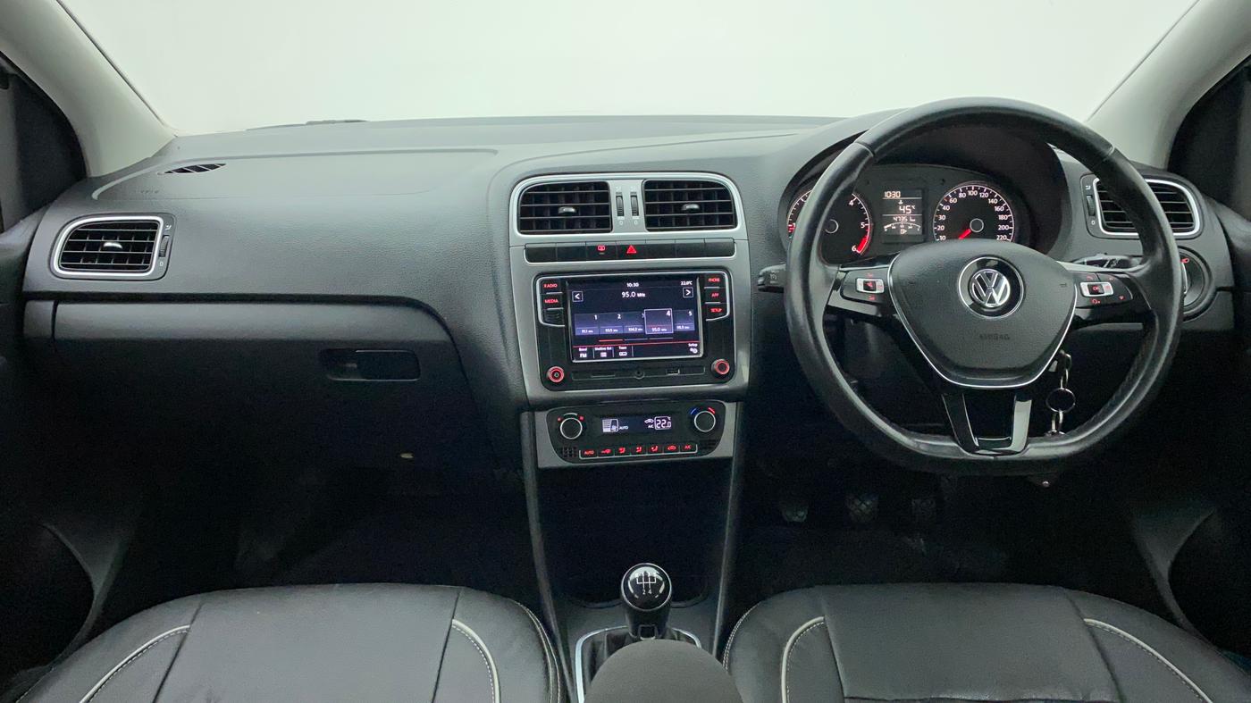 2017 Volkswagen Polo HIGHLINE PLUS 1.5 16 ALLOY, Diesel, Manual, 47,582 km, Dashboard