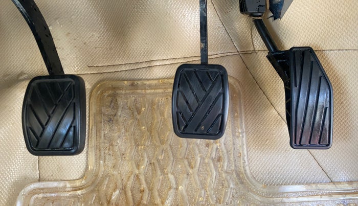 2018 Maruti Dzire ZXI, Petrol, Manual, 30,785 km, Pedals