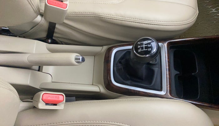 2018 Maruti Dzire ZXI, Petrol, Manual, 30,785 km, Gear Lever