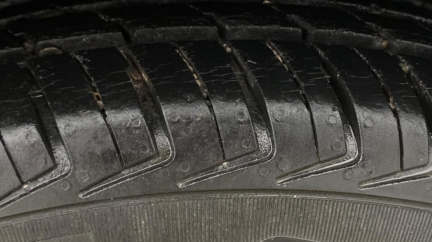 2018 Renault Kwid RXT 1.0, Petrol, Manual, 46,004 km, Left Rear Tyre Tread