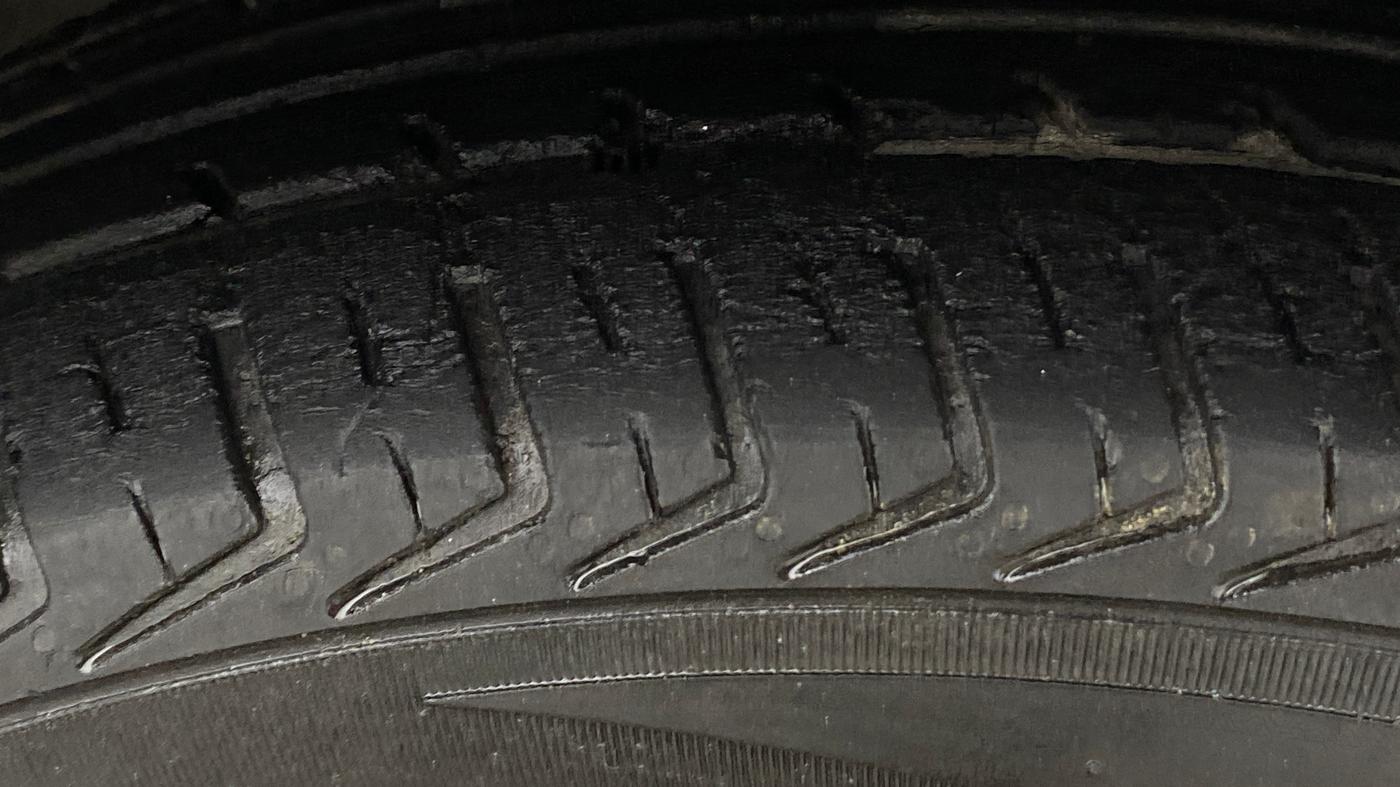 2018 Renault Kwid RXT 1.0, Petrol, Manual, 46,004 km, Right Front Tyre Tread