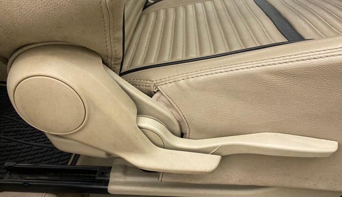 2019 Maruti Dzire ZXI Plus, Petrol, Manual, 26,450 km, Driver Side Adjustment Panel