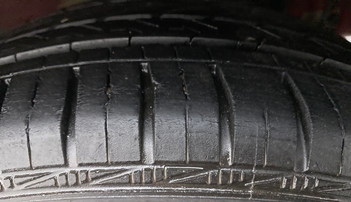2014 Hyundai Xcent S 1.2, Petrol, Manual, 14,064 km, Left Rear Tyre Tread