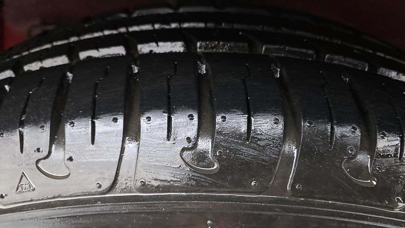 2014 Hyundai Xcent S 1.2, Petrol, Manual, 14,064 km, Right Rear Tyre Tread