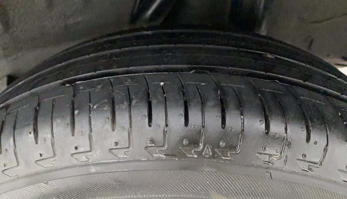 2023 Honda Amaze 1.2L I-VTEC S CVT, Petrol, Automatic, 8,256 km, Left Rear Tyre Tread