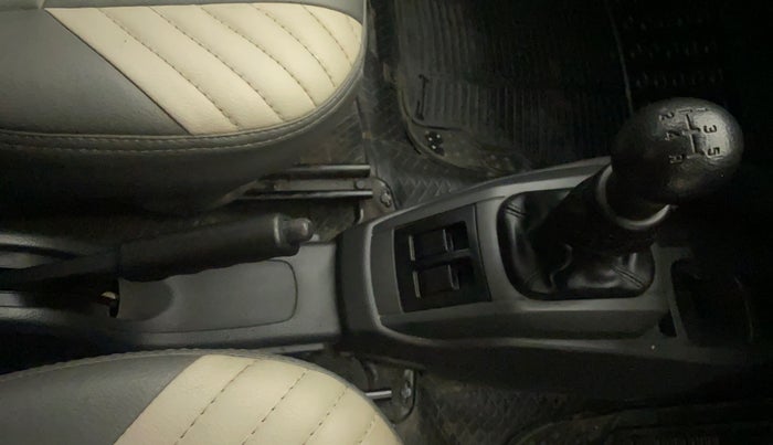2017 Maruti Alto 800 VXI, Petrol, Manual, 38,084 km, Gear Lever