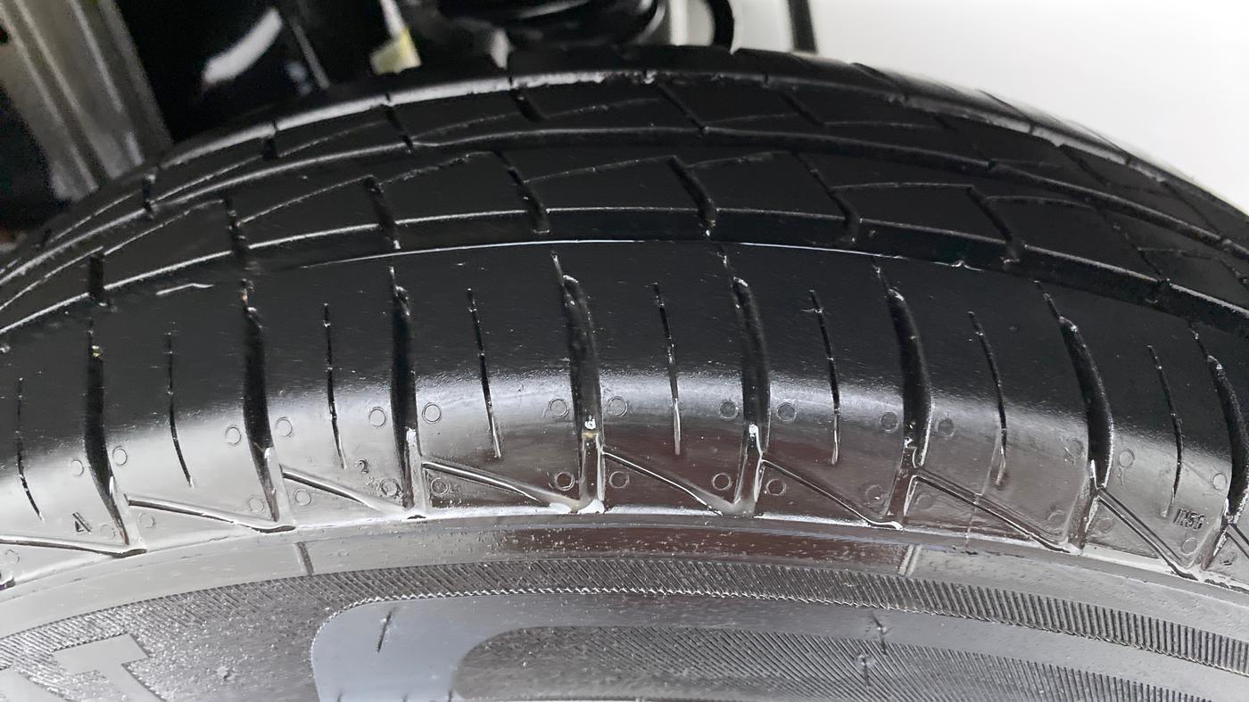 2019 Maruti Alto LXI, Petrol, Manual, 3,978 km, Left Rear Tyre Tread