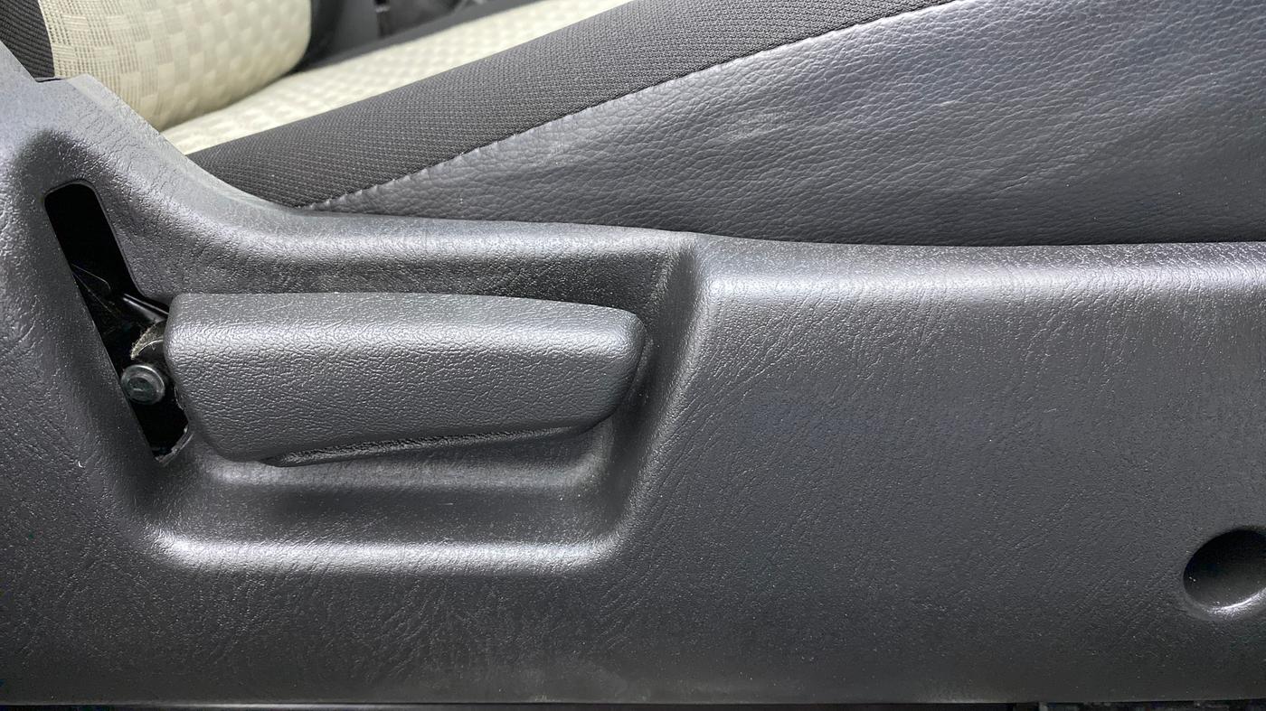 2019 Maruti Alto LXI, Petrol, Manual, 3,978 km, Driver Side Adjustment Panel