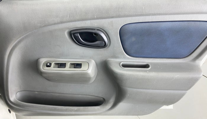 2012 Maruti Alto K10 VXI, Petrol, Manual, 28,604 km, Driver Side Door Panels Control