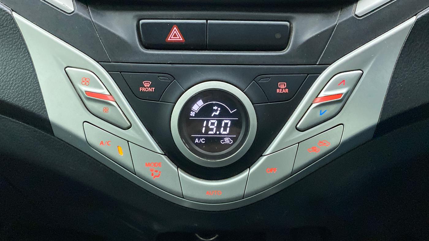 2018 Maruti Baleno ZETA PETROL 1.2, Petrol, Manual, 68,693 km, Automatic Climate Control