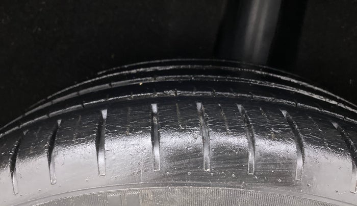 2018 Maruti Baleno ZETA PETROL 1.2, Petrol, Manual, 68,693 km, Left Rear Tyre Tread