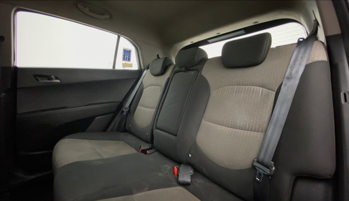 2016 Hyundai Creta 1.6 CRDI SX PLUS AUTO, Diesel, Automatic, 93,197 km, Right Side Rear Door Cabin