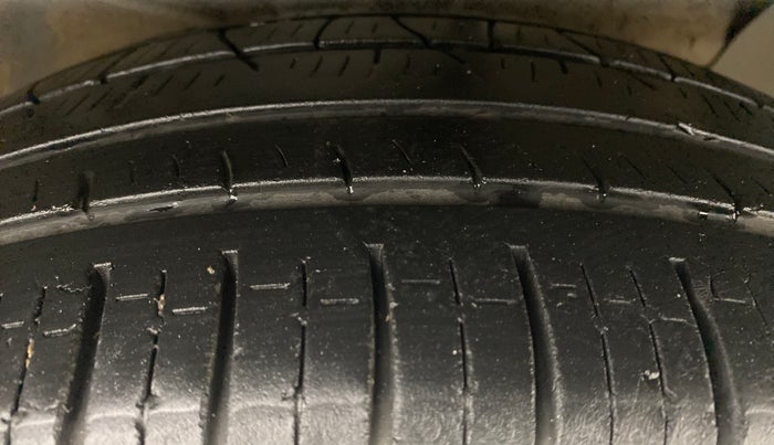 2016 Hyundai Creta 1.6 CRDI SX PLUS AUTO, Diesel, Automatic, 93,197 km, Right Front Tyre Tread