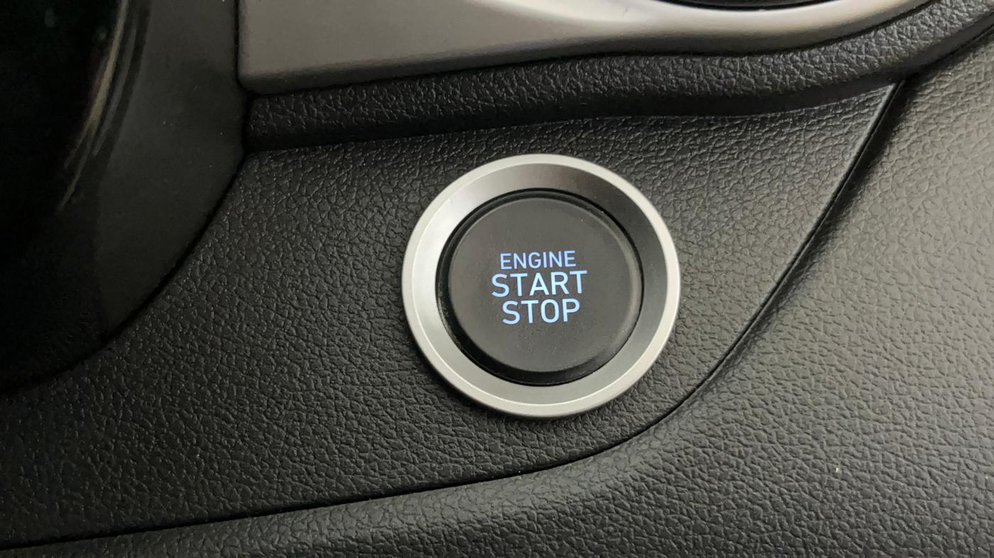 2024 Hyundai EXTER SX(O) 1.2 AMT, Petrol, Automatic, 9,654 km, Keyless Start/ Stop Button