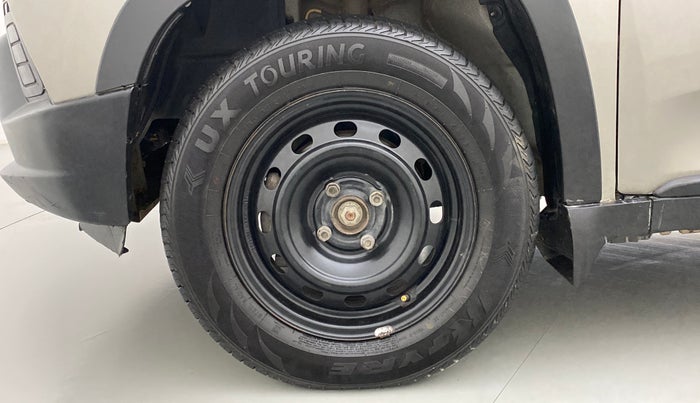 2017 Mahindra Kuv100 K6 PLUS D 6 STR, Diesel, Manual, 51,500 km, Left Front Wheel