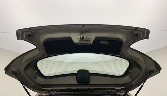 2017 Mahindra Kuv100 K6 PLUS D 6 STR, Diesel, Manual, 51,500 km, Boot Door Open