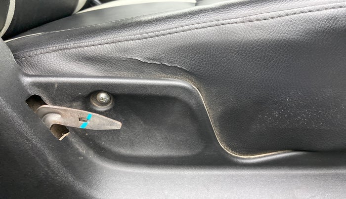 2013 Maruti Swift VDI, Diesel, Manual, 85,723 km, Driver Side Adjustment Panel