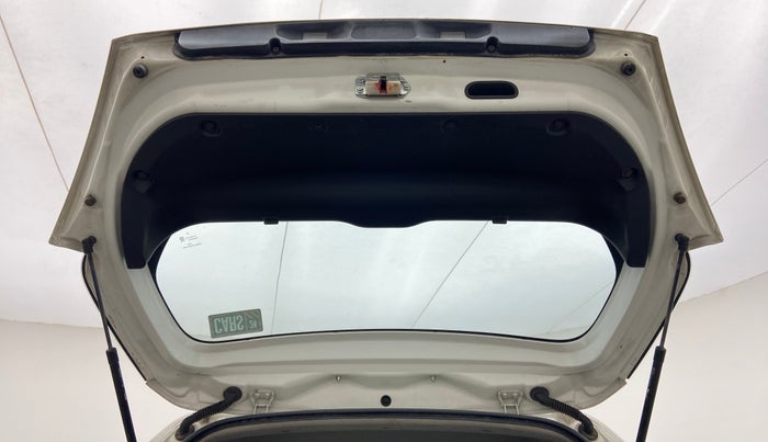 2013 Maruti Swift VDI, Diesel, Manual, 85,723 km, Boot Door Open