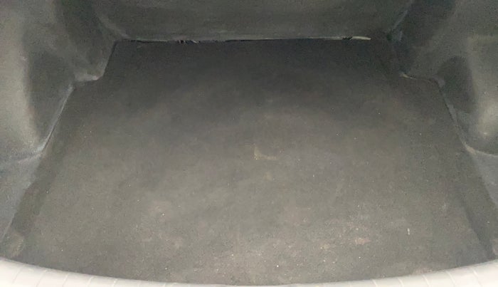 2020 Hyundai AURA SX PLUS 1.2 AMT, Petrol, Automatic, 55,980 km, Boot Inside