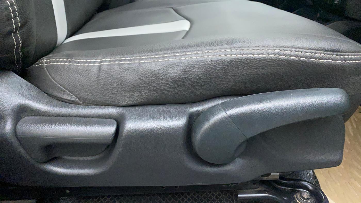 2017 Honda WR-V 1.2L I-VTEC VX MT, Petrol, Manual, 30,318 km, Driver Side Adjustment Panel