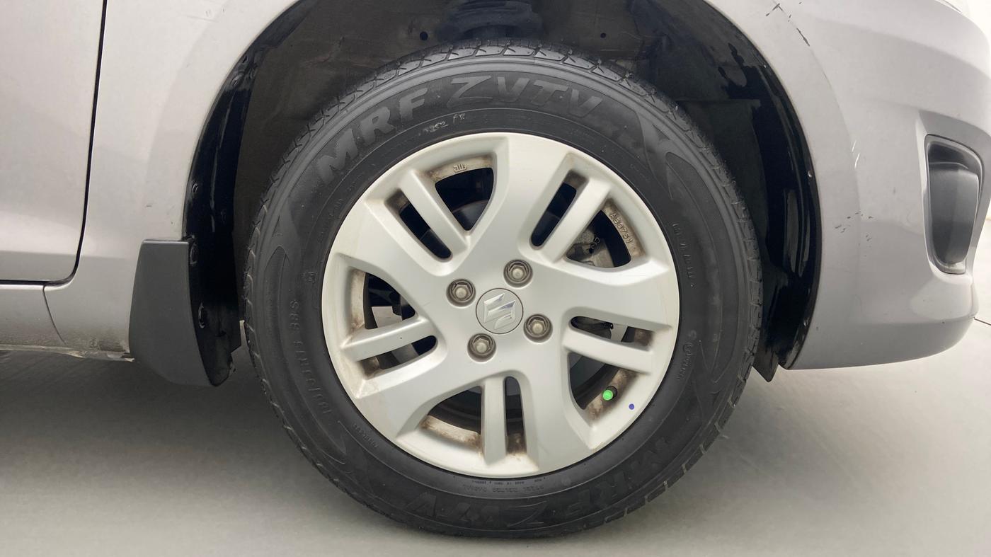 2012 Maruti Swift Dzire ZXI, Petrol, Manual, 6,341 km, Right Front Wheel