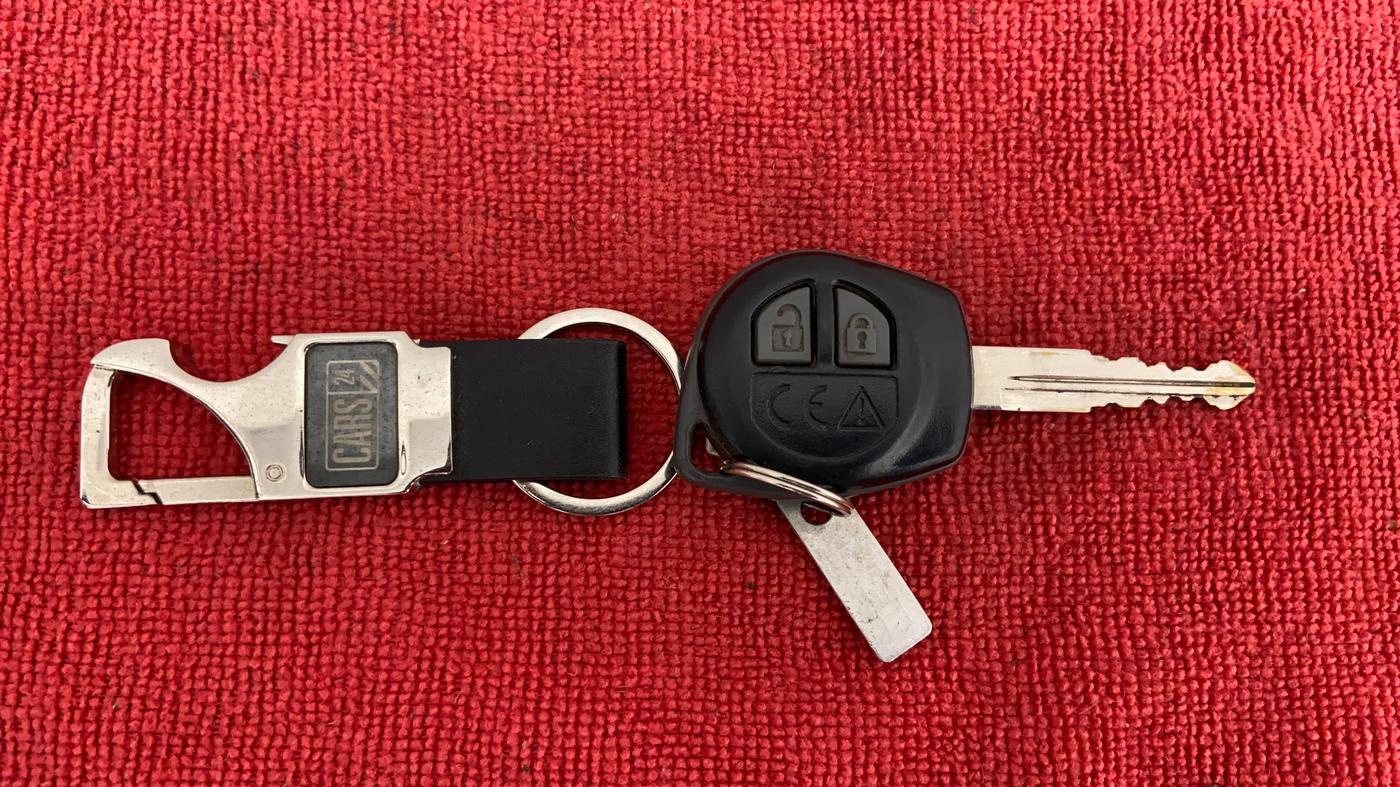 2019 Maruti Celerio ZXI D, CNG, Manual, 49,601 km, Key Close Up