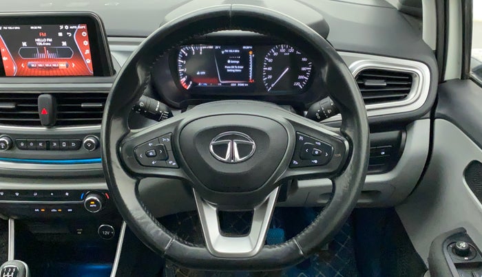 2021 Tata ALTROZ XZ DIESEL, Diesel, Manual, 31,872 km, Steering Wheel Close Up