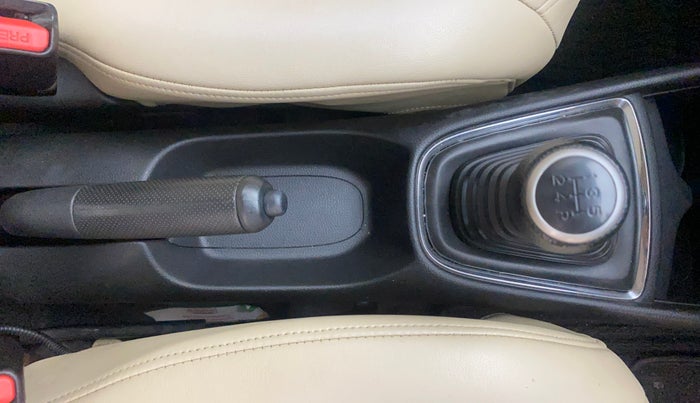 2018 Honda Amaze 1.2L I-VTEC VX, Petrol, Manual, 74,930 km, Gear Lever