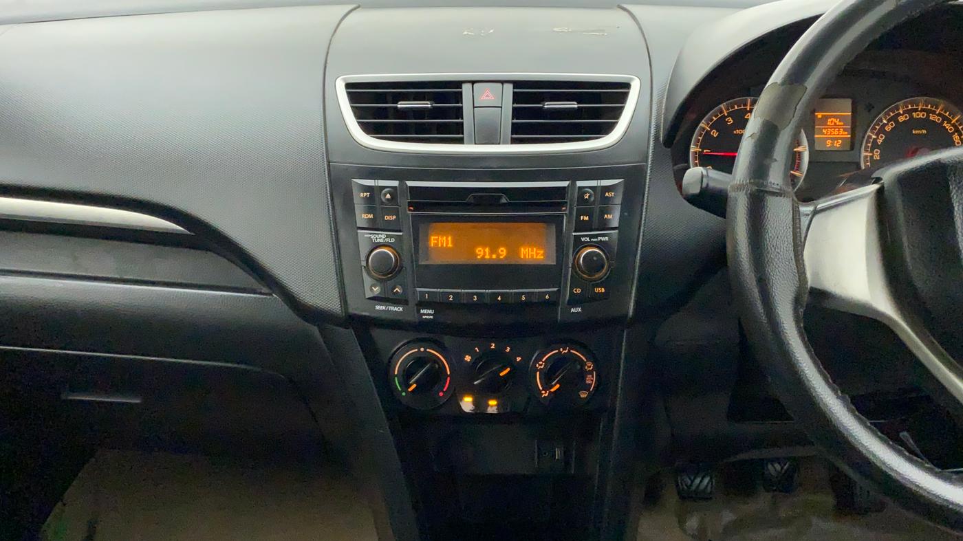2015 Maruti Swift VXI, Petrol, Manual, 43,563 km, Air Conditioner
