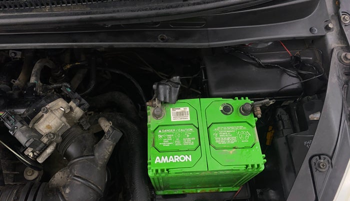 2016 Hyundai i10 MAGNA 1.1, Petrol, Manual, 49,649 km, Engine View - Left