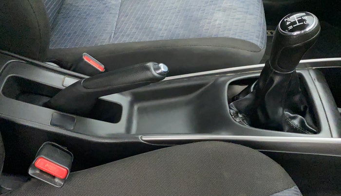 2020 Maruti Baleno DELTA PETROL 1.2, Petrol, Manual, 32,846 km, Gear Lever