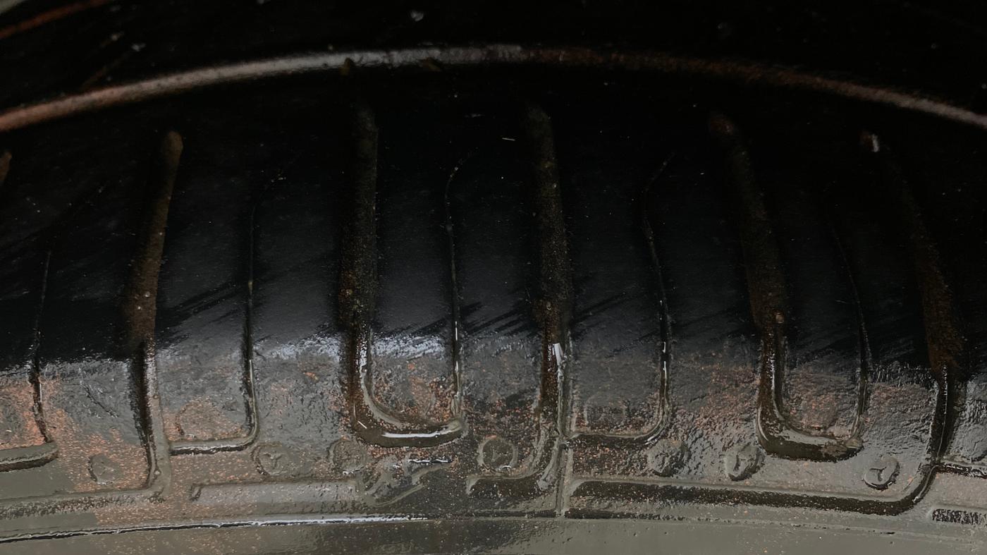 2018 Hyundai Eon ERA +, Petrol, Manual, 76,099 km, Left Rear Tyre Tread