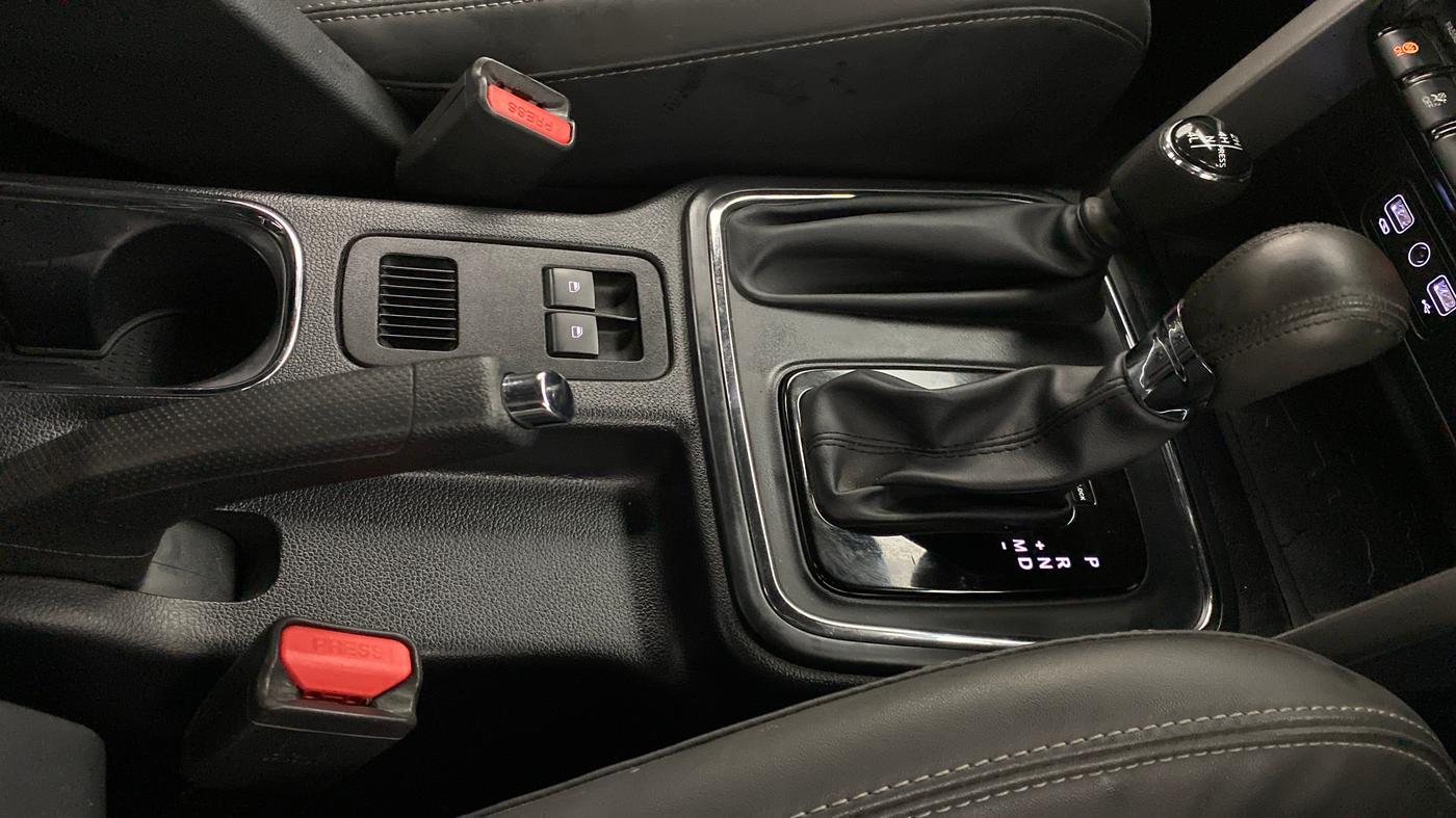 2021 Mahindra Thar LX PETROL HT 4WD AT, Petrol, Automatic, 3,751 km, Gear Lever