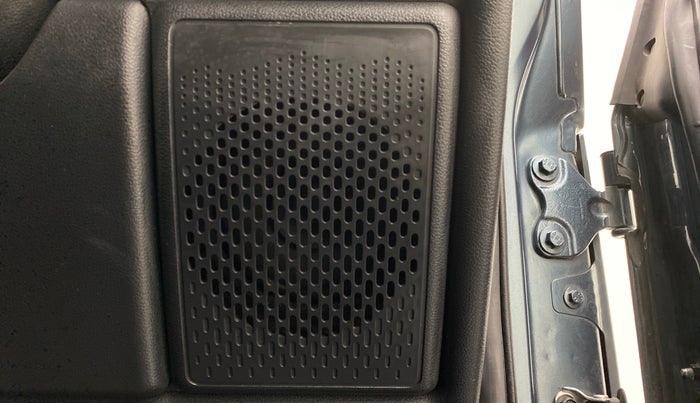 2021 Mahindra Thar LX PETROL HT 4WD AT, Petrol, Automatic, 3,751 km, Speaker