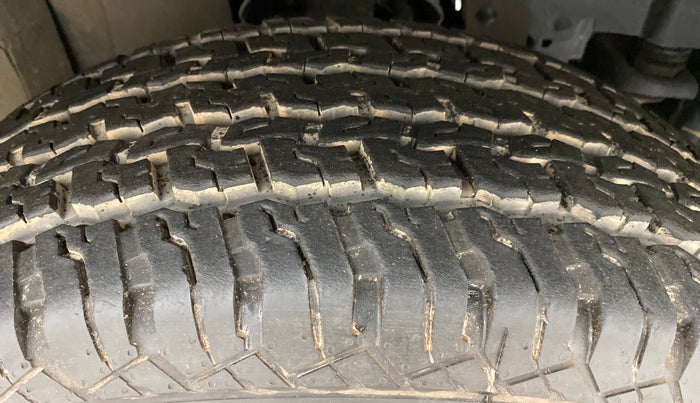2021 Mahindra Thar LX PETROL HT 4WD AT, Petrol, Automatic, 3,751 km, Right Front Tyre Tread