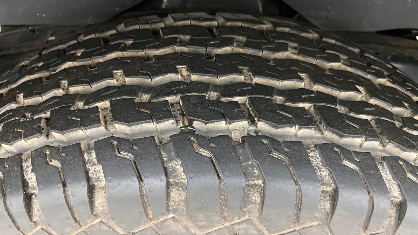 2021 Mahindra Thar LX PETROL HT 4WD AT, Petrol, Automatic, 3,751 km, Right Rear Tyre Tread