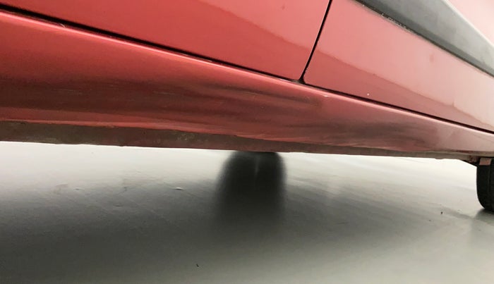 2015 Maruti Wagon R 1.0 VXI, Petrol, Manual, 38,487 km, Right running board - Slightly dented
