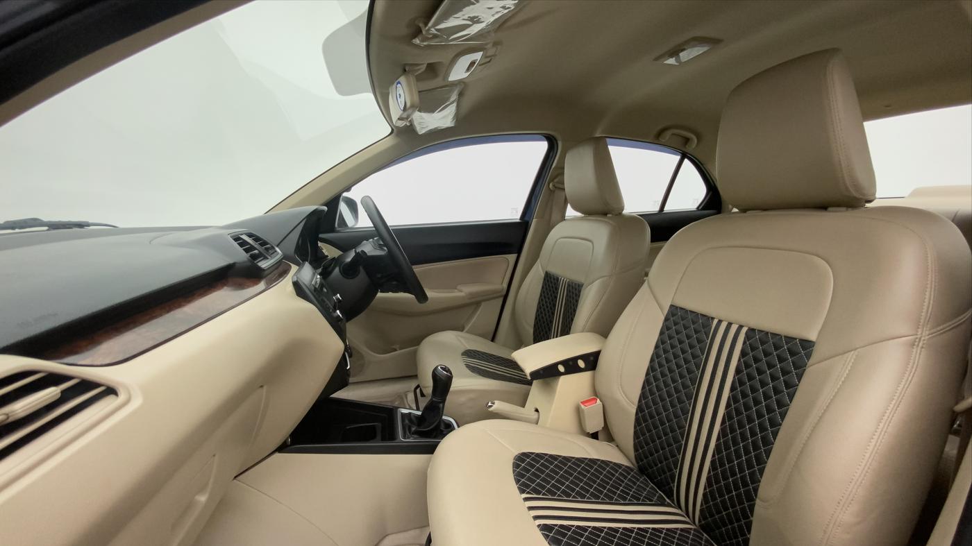 2017 Maruti Dzire VXI, Petrol, Manual, 18,613 km, Right Side Front Door Cabin