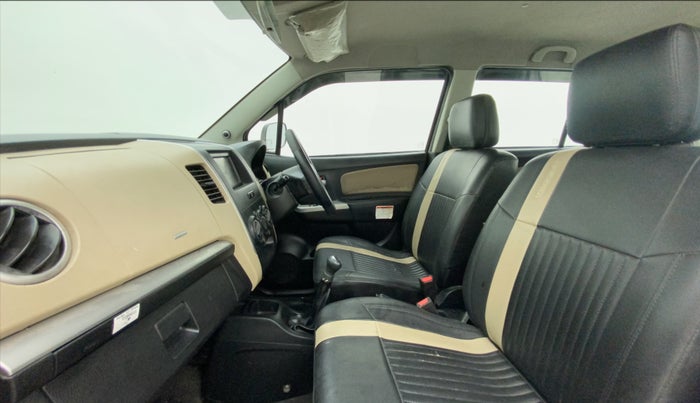 2018 Maruti Wagon R 1.0 LXI CNG, CNG, Manual, 80,107 km, Right Side Front Door Cabin