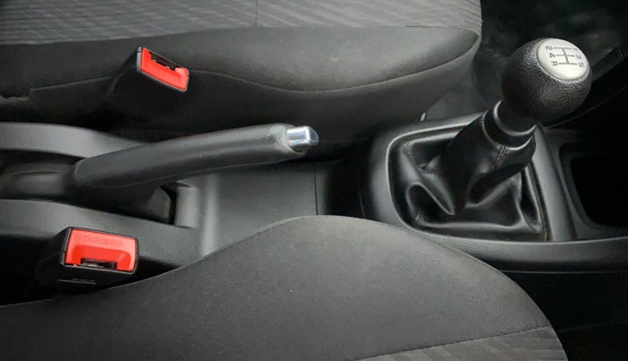 2016 Maruti Swift VXI, Petrol, Manual, 30,740 km, Gear Lever